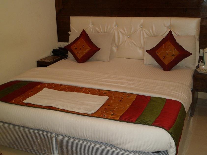Hotel Arjun New Delhi Ngoại thất bức ảnh