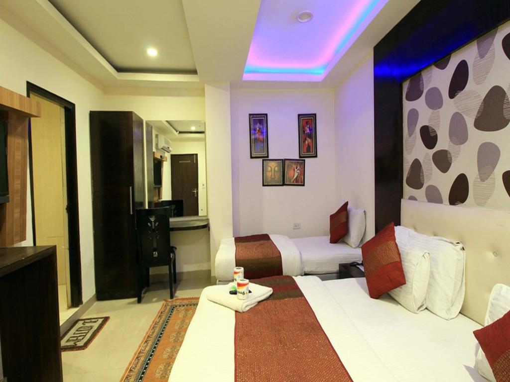 Hotel Arjun New Delhi Ngoại thất bức ảnh