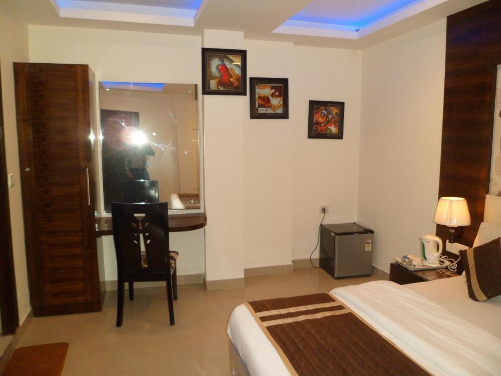 Hotel Arjun New Delhi Phòng bức ảnh